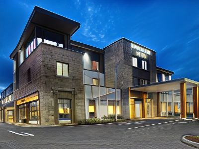 Menlo Park Hotel