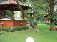 Hotel Baneasa Parc Hotels near Victoria Park