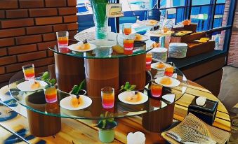 Uniq Hotel