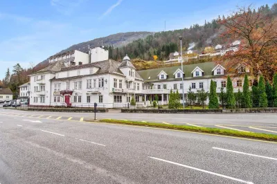 Førde Hotel - Unike Hoteller Hotel di 
