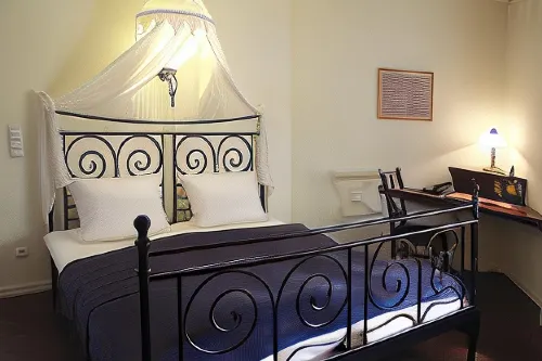 Schlosshof Anno 1743 Hôtels à : Au
