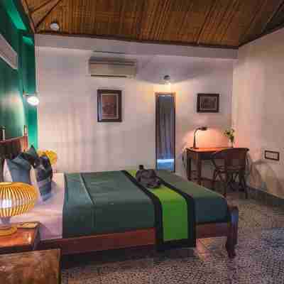 Au Cabaret Vert Rooms