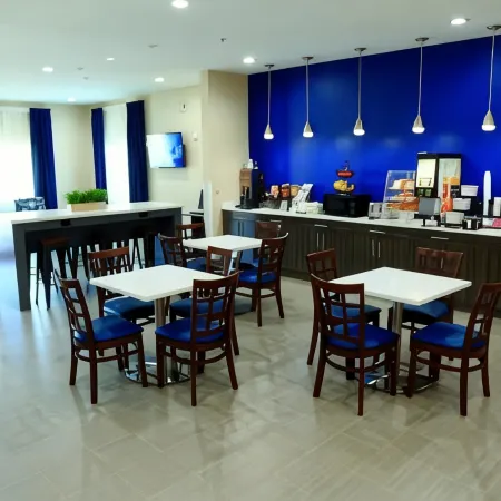 Americas Best Value Inn and Suites Prairieville