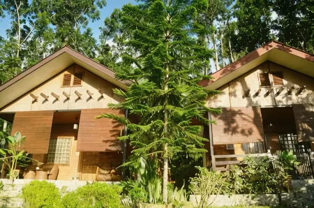 Victordelia Hilltop Hostel