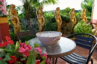 Bali Boutique Hotel Suratthani Hotels in Ban Na Doem