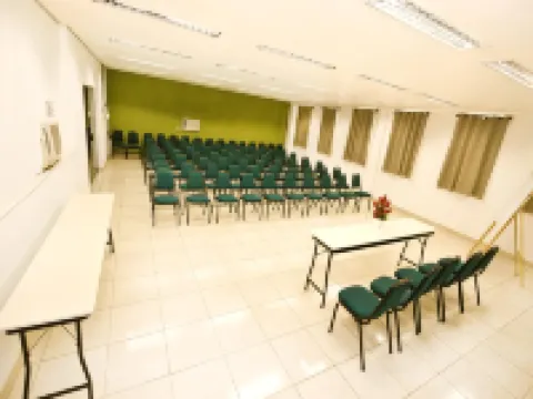 Turrance White Hotel