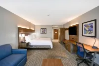 Holiday Inn Express & Suites Houston NASA - Boardwalk Area Hotels in Seabrook