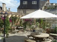 The Old Brewhouse فنادق في Cirencester