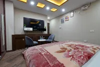 Hotel Lilac Doors Hotel di 