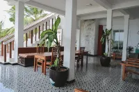 Sunset View Beach Hotel