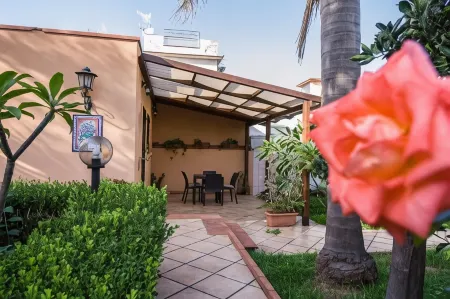 B&B le Muse Отели рядом с достопримечательностью «Mondello»