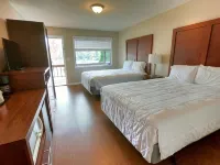 Shady Cliff Resort Hotels in Lewisburg