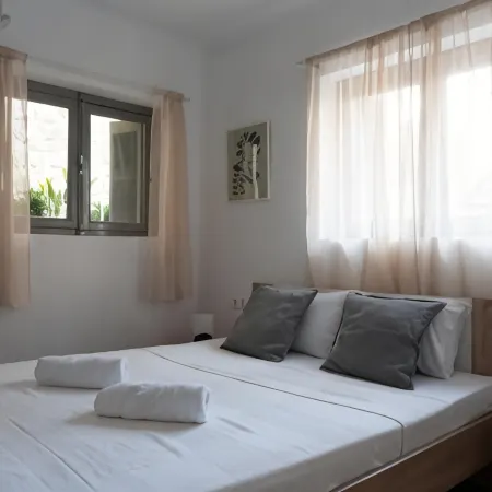 Dioskouros Hostel