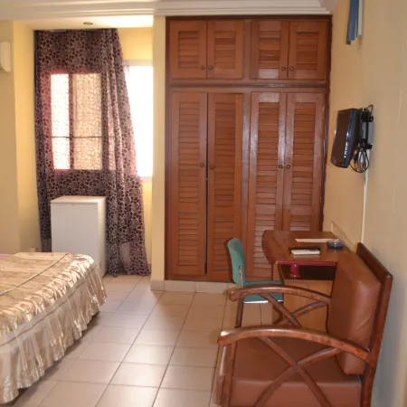 Hôtel Akena City