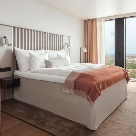 Clarion Hotel Karlatornet Отели рядом с достопримечательностью «Старый город»