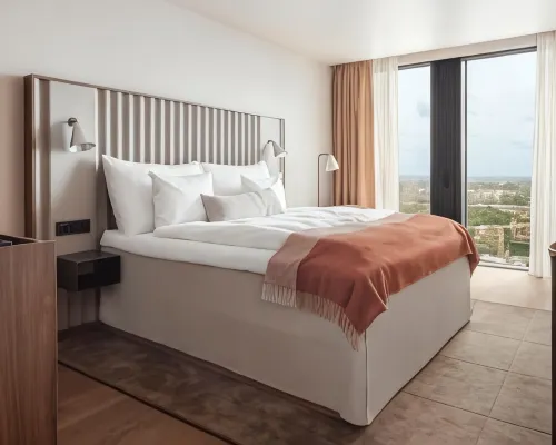 Clarion Hotel Karlatornet Hotels near Backaplan