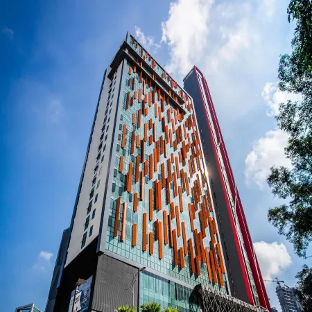 QQ HOTEL ROOMS DAMANSARA PERDANA Отели рядом с достопримечательностью «Торговый центр The Curve»