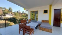 The Hostel Stories, Bir - Landing Site