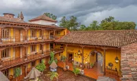 Hotel la Parroquia - 3-Star