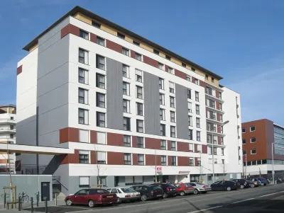 Séjours & Affaires Angers Atrium Hotels near Netto