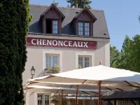 Logis Hôtels Restaurant le Relais Chenonceaux Hotels near Chateau de Chenonceau