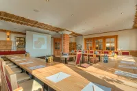 Landhotel Zum Goldenen Kreuz Hotels in VohenstrauB