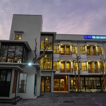 Sajiwa Inn and Suite Hotel