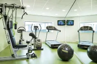 Park Inn by Radisson Leuven - ที่มีฟิตเนส