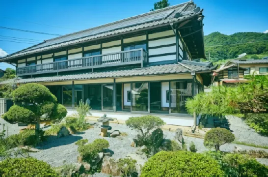 Kominka Yado Loof OKA No ie Hotels near Hi River