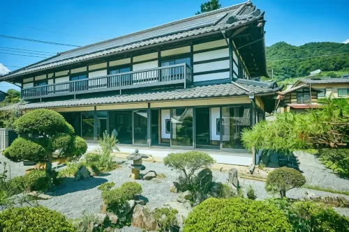 Kominka Yado Loof OKA No ie Hôtels à : Kōshū