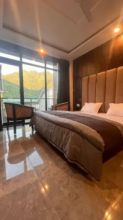 Hog - House of Gypsy