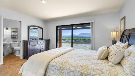 The Tubac Alegria Retreat