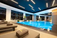 Kuwait Grand Hotel - Kolam Renang