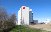 Ibis Bourgoin Jallieu Medipole فنادق في Bourgoin-Jallieu