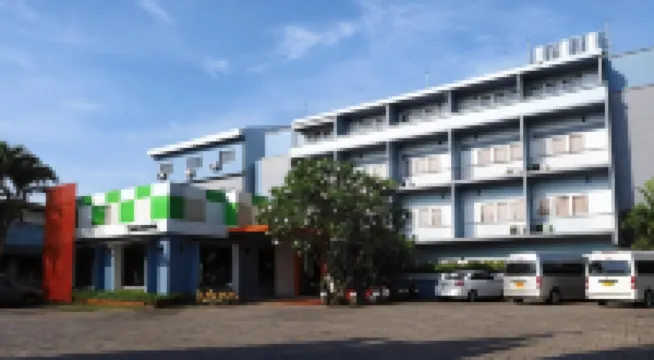 シリ ホテル