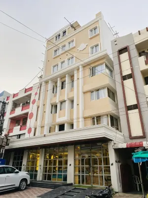 Sitevi Inn & Suites Hotels in der Nähe von Garadia Mahadev Temple