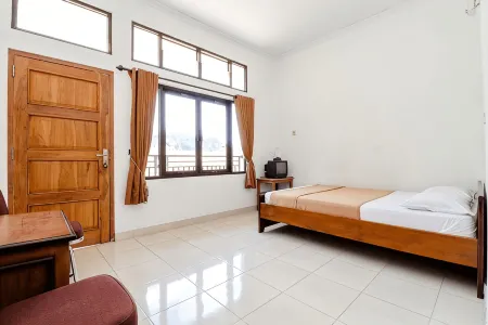 Hotel Wismancala Kaliurang Отели рядом с достопримечательностью «Мерапи»