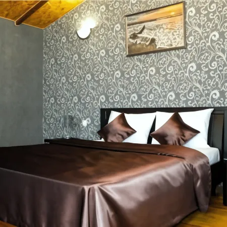 Hotel-Club Poseidon Отели рядом с достопримечательностью «Гагрский аквапарк»