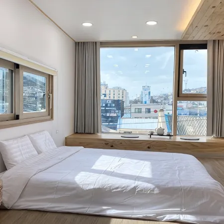 38th Street Guesthouse