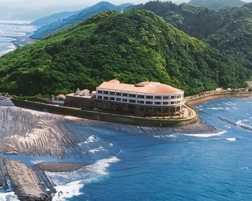 Aoshima Cinqmale Hotels near Aoshima Island