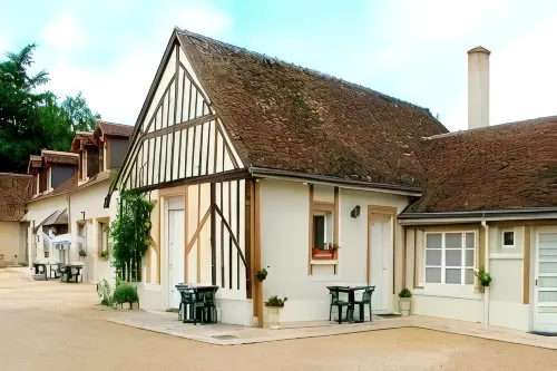 Logis Hôtel du Cygne - Cheap