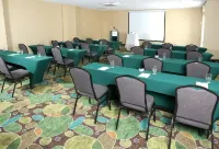 Holiday Inn Westbury-Long Island