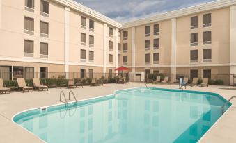 Hampton Inn Columbus-International Airport