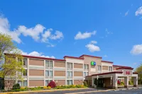 Holiday Inn Express Ramsey-Mahwah Các khách sạn ở Montebello