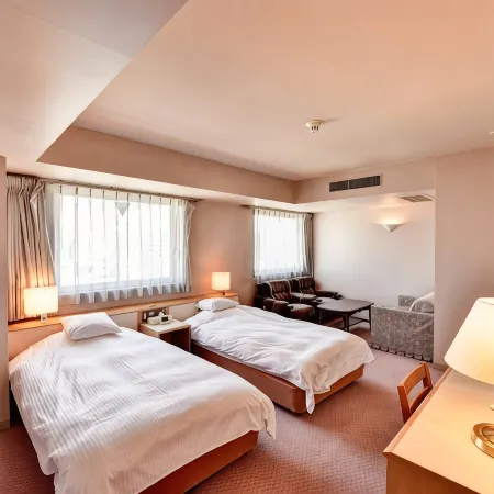 Fukui Palace Hotel Отели рядом с достопримечательностью «Замок Фукуи»