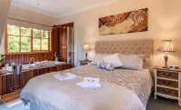 Mountain Lodge Hotels in Mount Dandenong