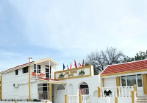 Side Temple Hotel