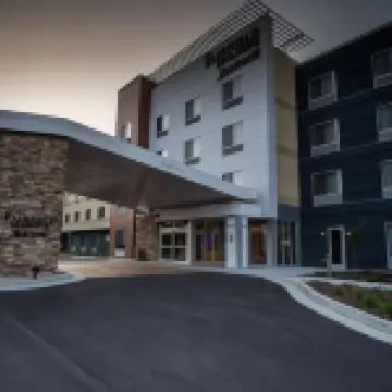 Fairfield Inn & Suites Wisconsin Dells Hotels in Lake Delton