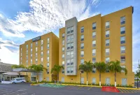 City Express Suites by Marriott Querétaro Hotels in 