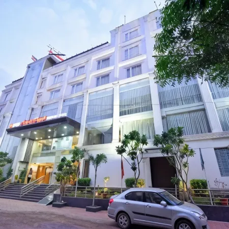 Hotel Amit Park International